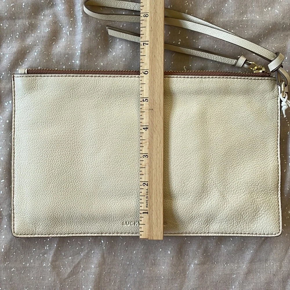 Brand New Lucky Brand Genuine Leather Pale Ecru Multi Yellow Zippered Wristlet